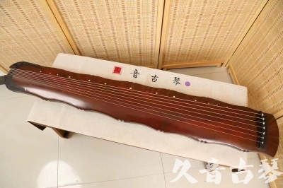 迪庆藏族自治州●久音古琴  ●典藏系列 20240524 [红洒金竹节]